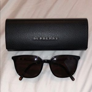 Women’s Burberry Sunglasses Tortoise Shell